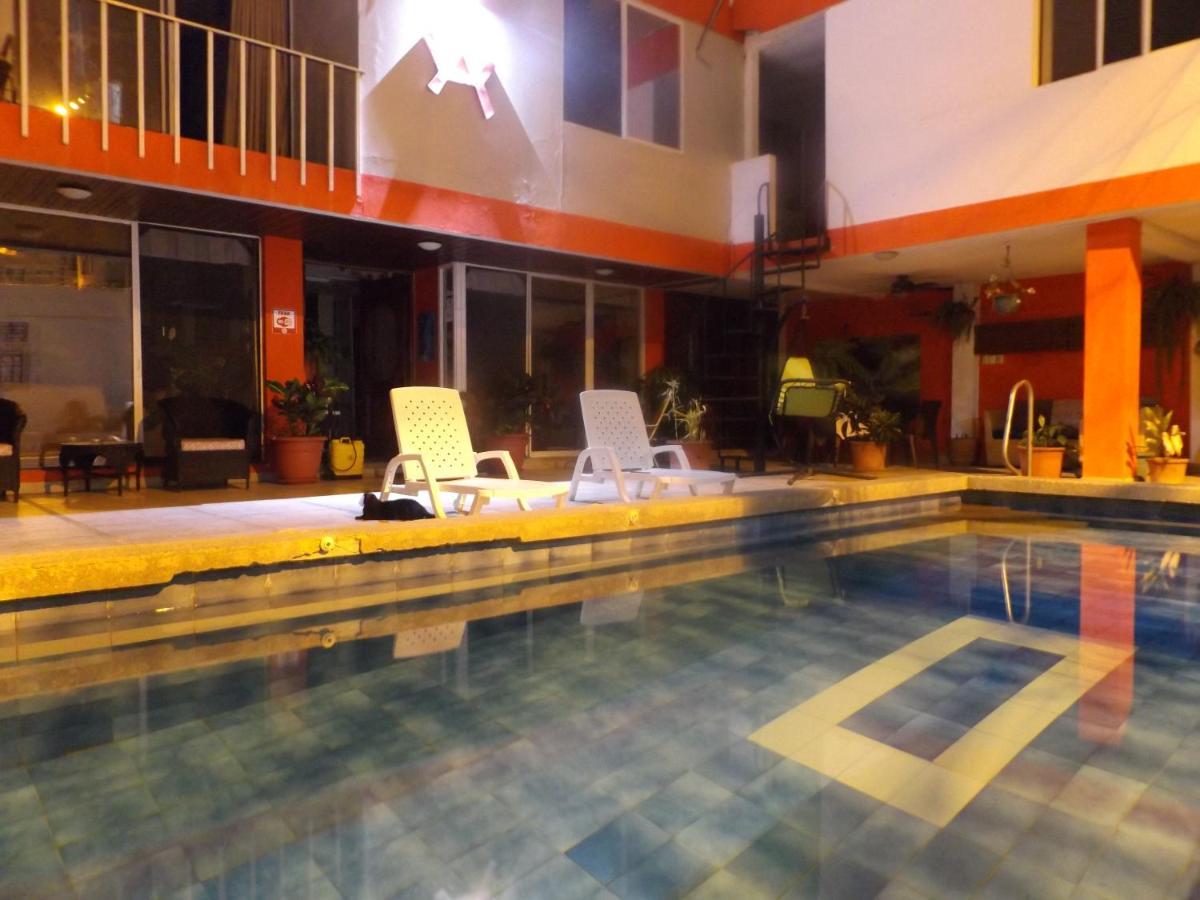Hostal Antares Manta Exterior foto